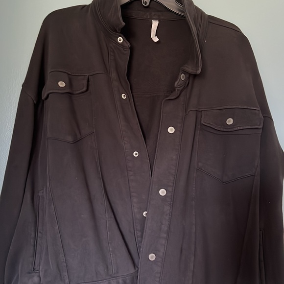 Fabletics Oversized Jacket - Picture 3 of 7